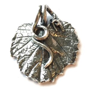 Silver grape leaf & tendril pendant